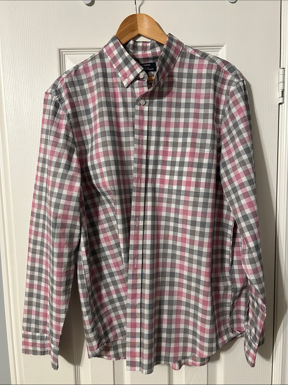 Banana Republic Button-Down Plaid Shirt L